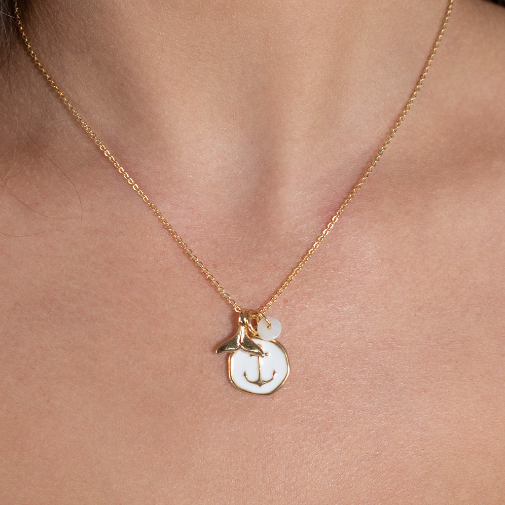 BEACH IN HAWAI’I NECKLACE-ANCHOR/WHITE
